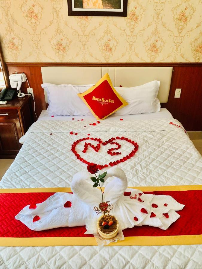 Khach San Nam Son Hotel Dong Khe ภายนอก รูปภาพ