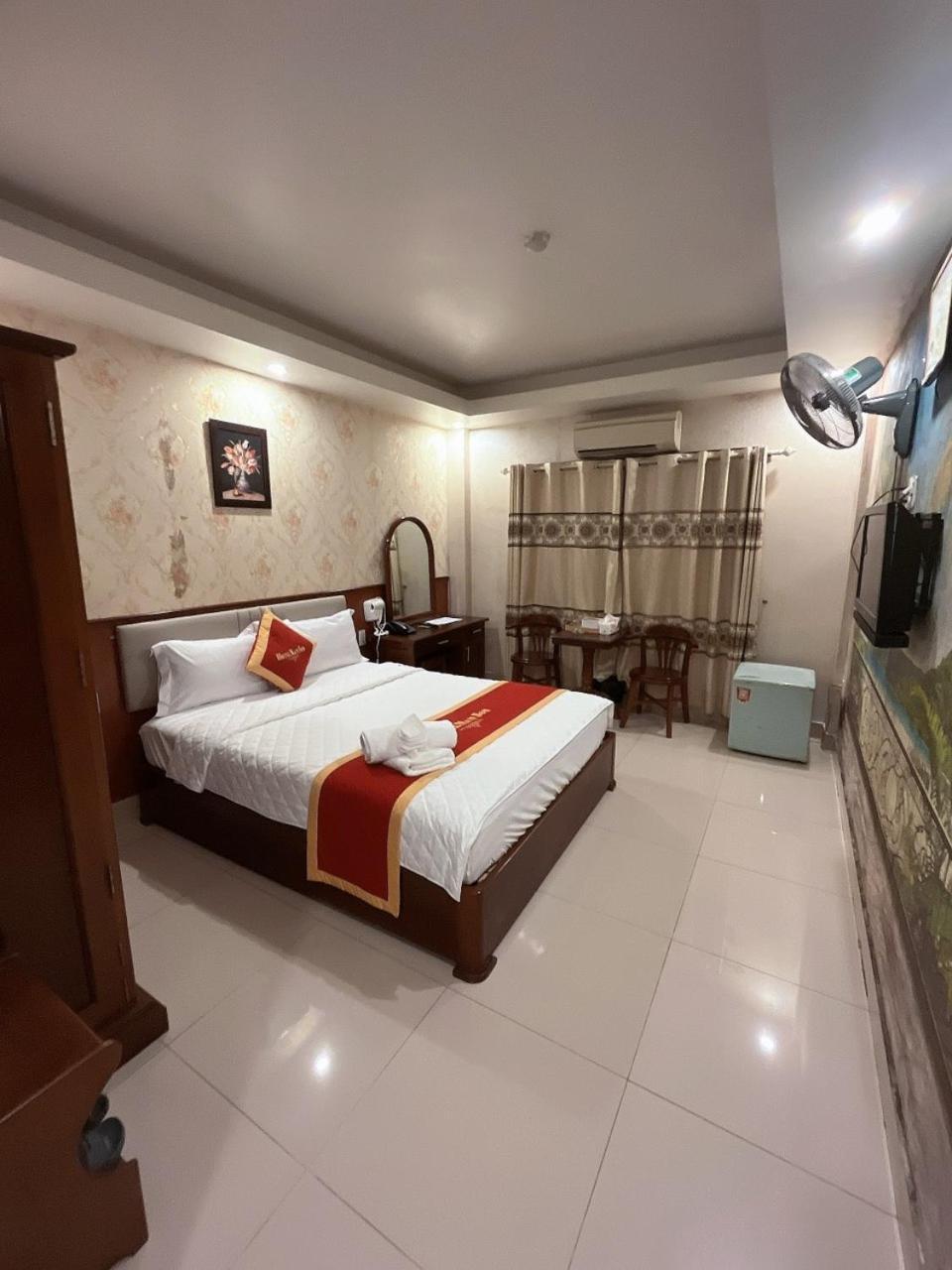 Khach San Nam Son Hotel Dong Khe ภายนอก รูปภาพ